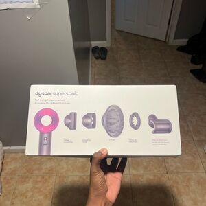 Dyson Supersonic Hair Dryer in Purple and White